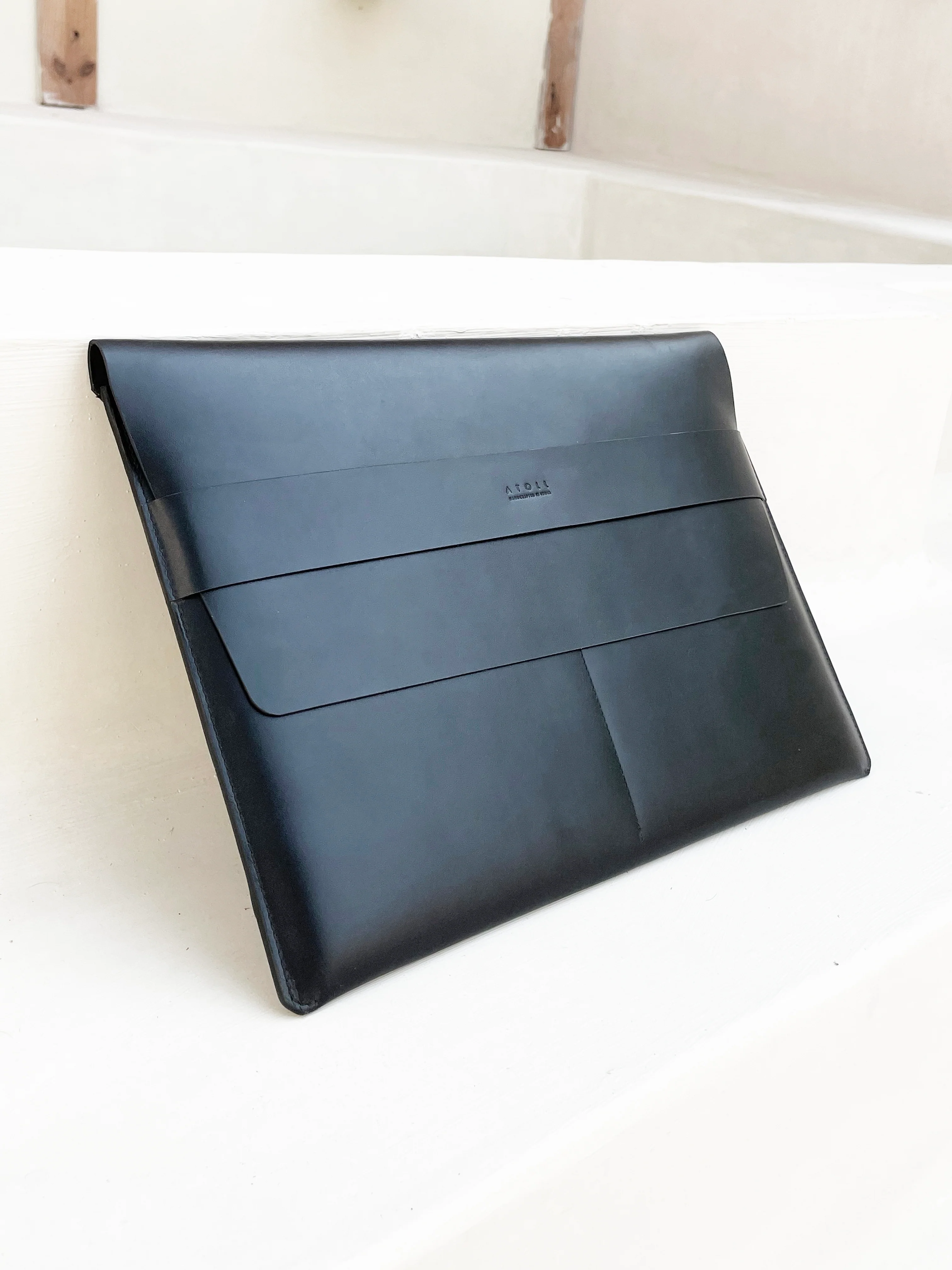 Atlas -Leather Mcbook Sleeve - Image 5